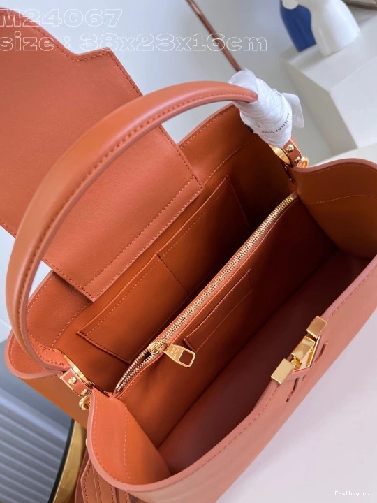 First bag ru GM LOUIS Capucines VUITTON Souple-38*23*16CM 0816